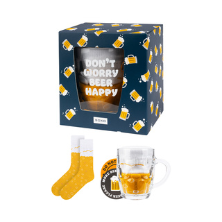 Un set di calzini da uomo SOXO in un boccale di birra con imbottiture