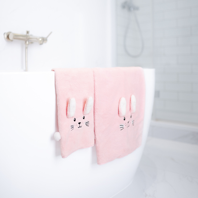 Asciugamano da bagno MOMO WAY 140x70 cm coniglio