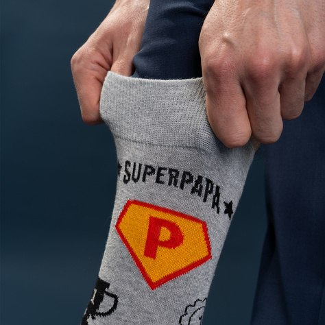 Set di calzini Super Papa da uomo in tazza con portachiavi