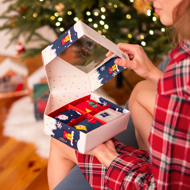 Set di 4 calzini da donna Soxo | Casetta di Natale | Regalo per Lei | Natale | calzini allegri colorati