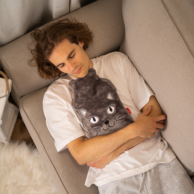 Borsa dell'acqua calda GRANDE riscaldatore SOXO grigio da 1,8 litri in un REGALO di peluche con rivestimento in pelliccia