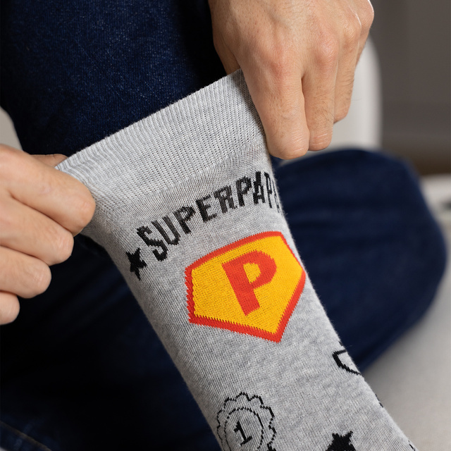 Calzini colorati da uomo SOXO con la scritta "SuperPapa" | Regalo per la festa del papà
